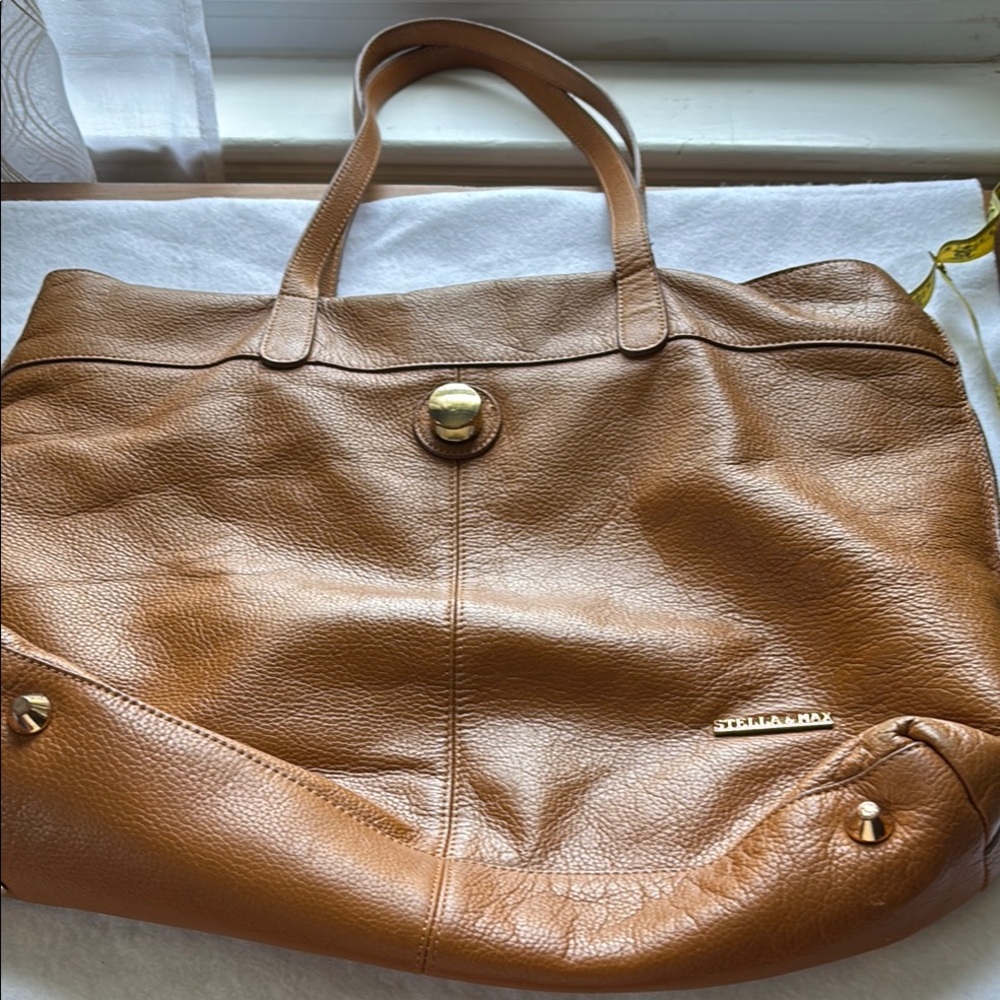 Stella & Max Caramel Leather Handbag